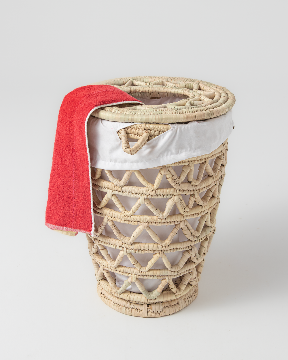 Laundry basket - Lid with a hole